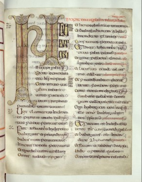  évangiles d'echternach, 8 ou 9ème siècle. Livre susceptible d'être manipulé, mais précieux cependant.
